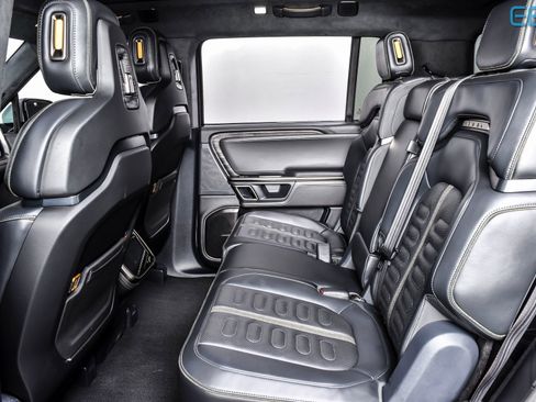 Used 2022 Rivian R1S Launch Edition image 20