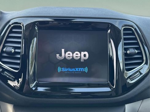 Used 2020 Jeep Compass Limited w/ Safety & Security Group image 12