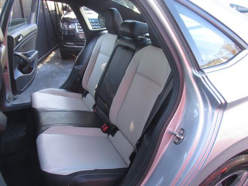 Used 2019 Volkswagen Jetta R-Line image 56