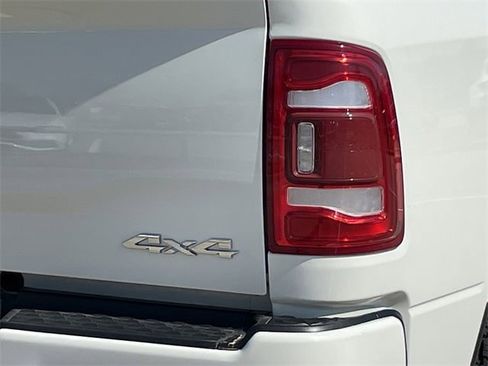 Used 2024 RAM 2500 Laramie w/ Towing Technology Group image 7