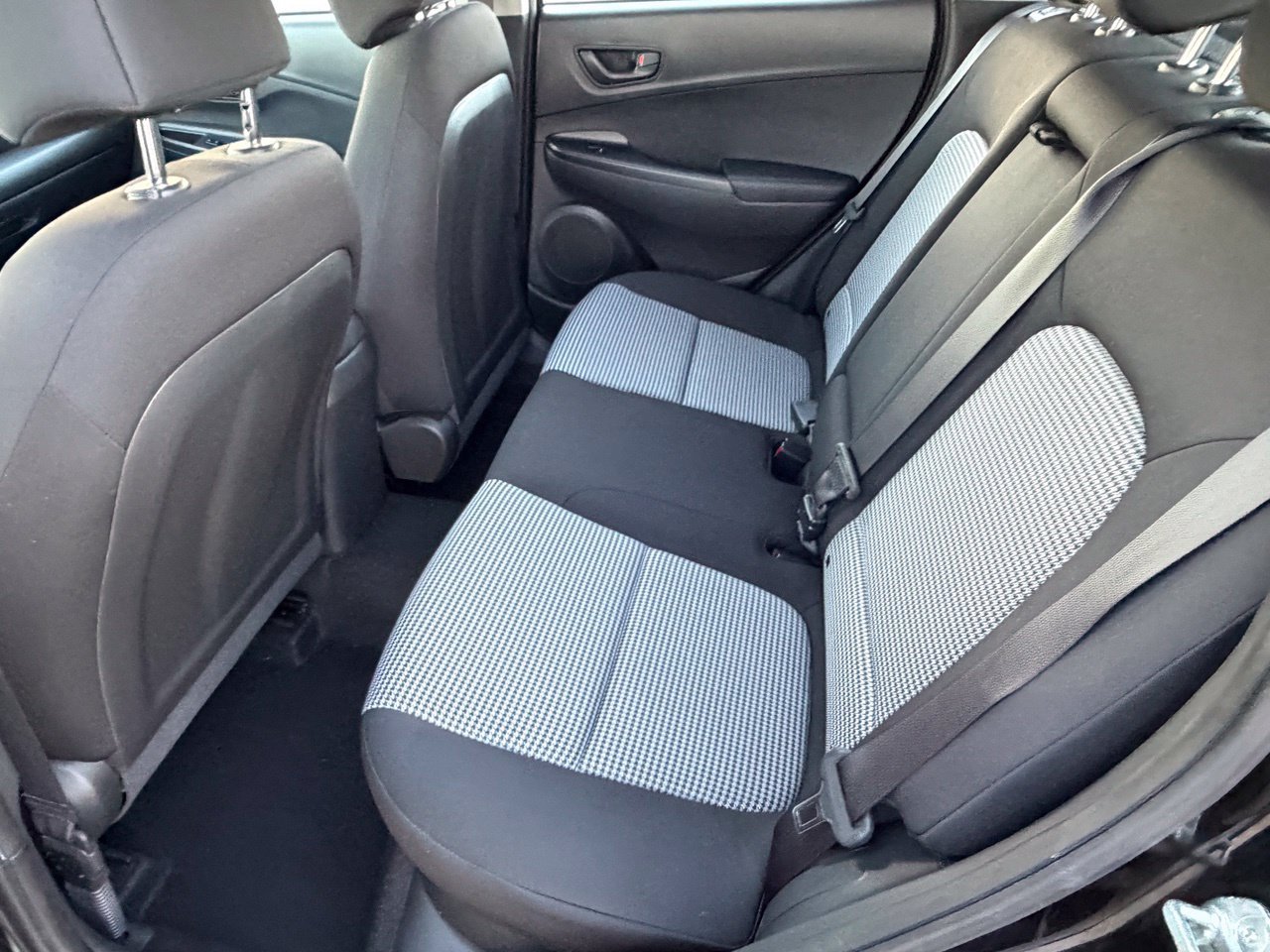 Used 2022 Hyundai Kona SE FWD image 30