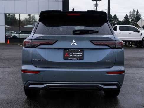New 2026 Mitsubishi Outlander SEL image 5