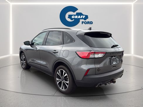 Used 2022 Ford Escape SEL w/ SEL Stealth AWD Package image 10