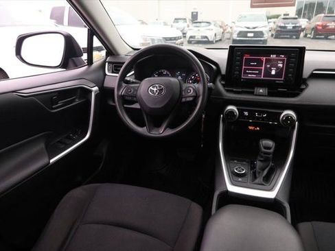 Certified 2022 Toyota RAV4 LE AWD/4WD image 21