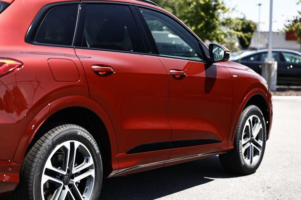 New 2026 Audi Q5 2.0T AWD/4WD image 8