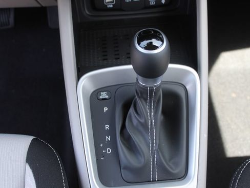 New 2026 Hyundai Venue SEL FWD image 20