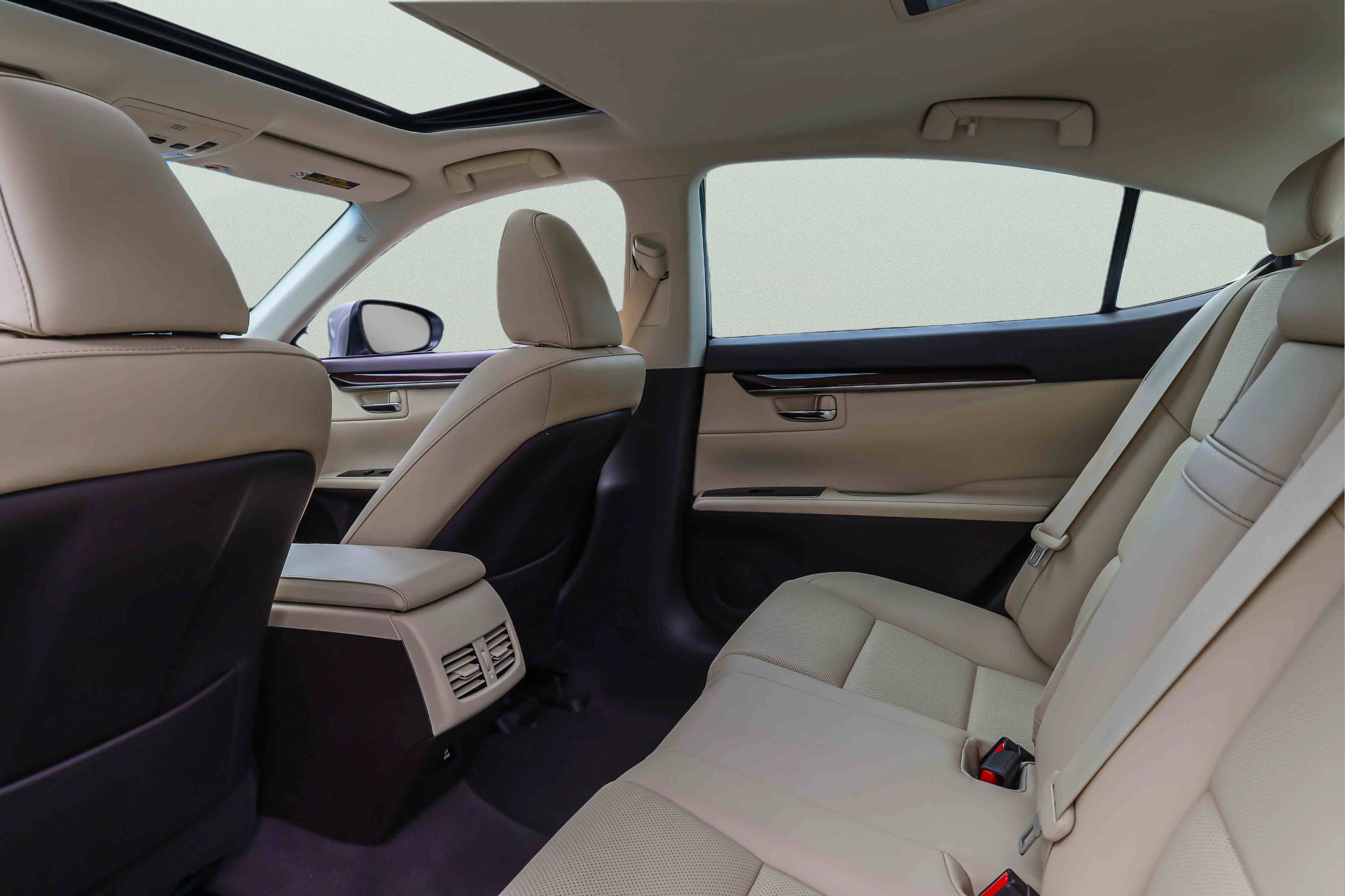 Used 2017 Lexus ES 350 w/ Navigation System Package FWD image 22