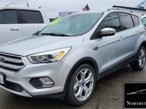 Used 2017 Ford Escape Titanium w/ Equipment Group 301A image 2