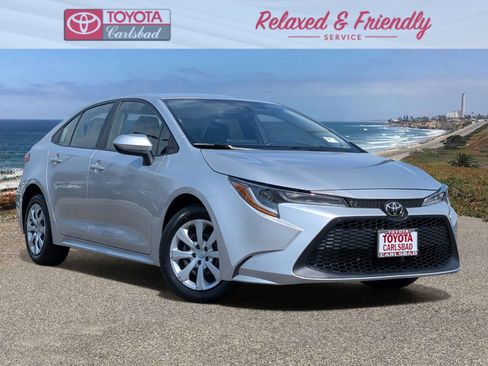 Used 2022 Toyota Corolla LE image 1