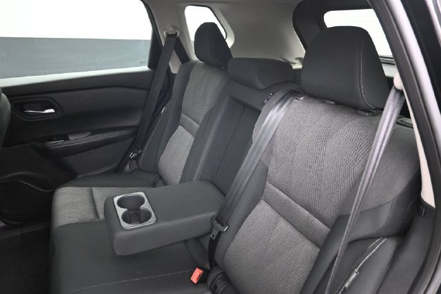 Used 2026 Nissan Rogue SV FWD image 24