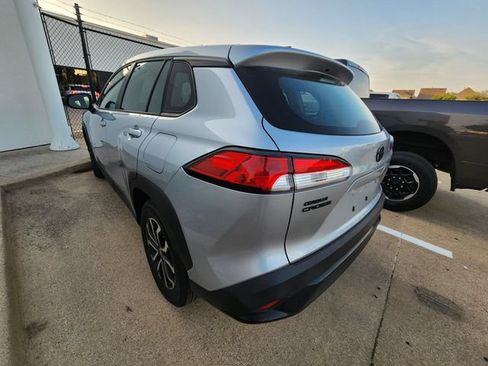 Used 2025 Toyota Corolla Cross AWD Hybrid image 6