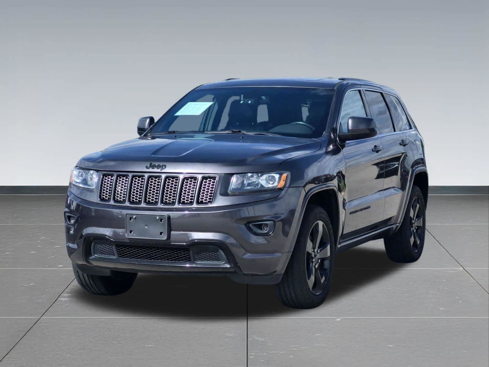 Used 2015 Jeep Grand Cherokee Altitude AWD/4WD image 10