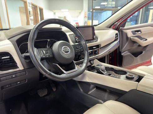 Used 2021 Nissan Rogue SL AWD/4WD image 18