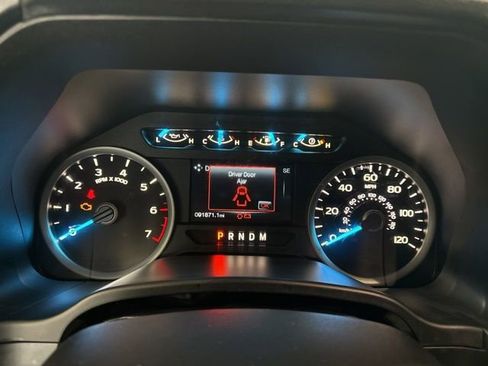 Used 2017 Ford F150 XLT w/ Equipment Group 302A Luxury image 30