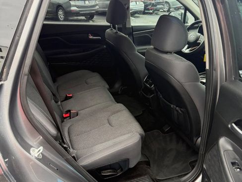 Used 2019 Hyundai Santa Fe SE FWD image 22