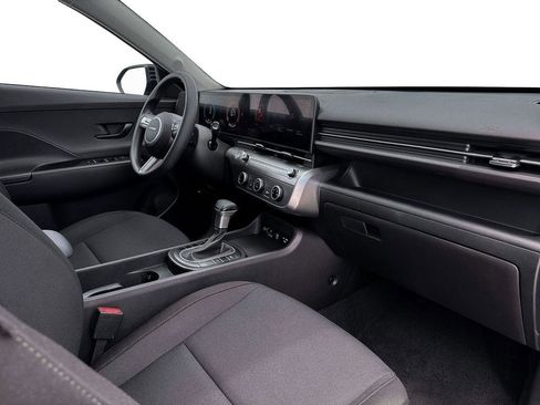 New 2026 Hyundai Kona SE image 15