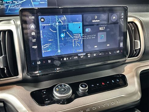 New 2026 Ford Expedition Active image 19