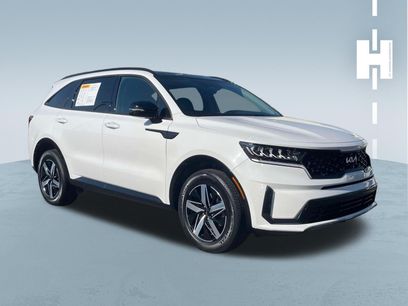 Used 2022 Kia Sorento S w/ Panoramic Sunroof Package