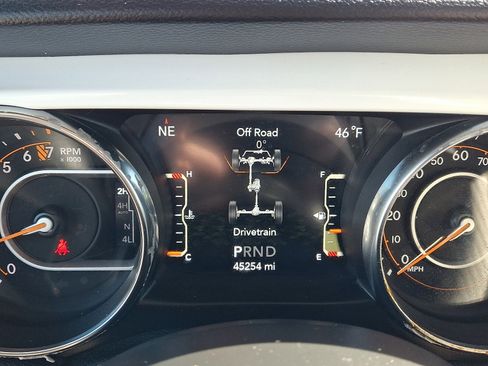 Used 2021 Jeep Wrangler Unlimited Sport AWD/4WD image 19