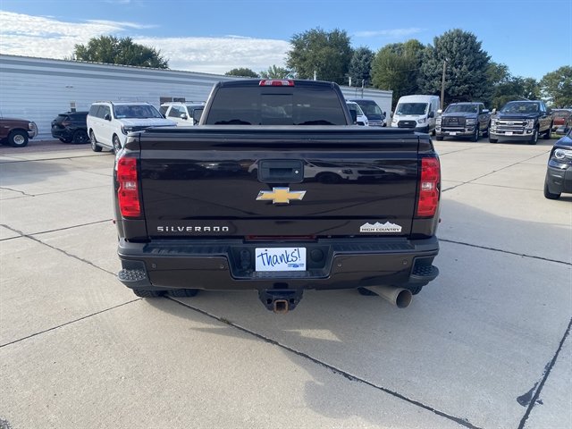 Used 2019 Chevrolet Silverado 3500 High Country w/ Duramax Plus Package AWD/4WD image 17