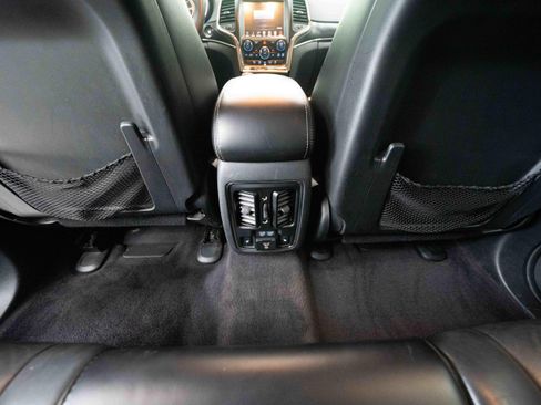 Used 2017 Jeep Grand Cherokee Limited AWD/4WD image 21