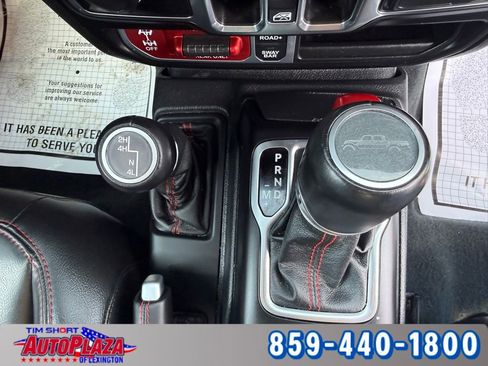 Used 2022 Jeep Gladiator Rubicon w/ LED Lighting Group AWD/4WD image 18