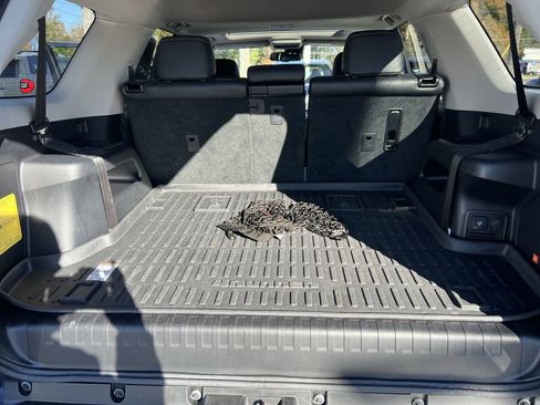 Used 2022 Toyota 4Runner Limited image 33