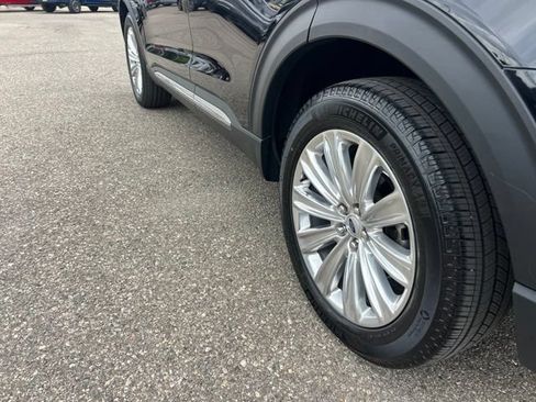 Certified 2024 Ford Explorer Limited w/ Equipment Group 301A AWD/4WD image 29