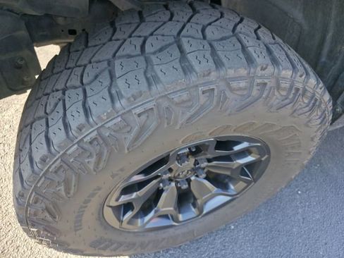 Used 2020 RAM 1500 Big Horn image 10