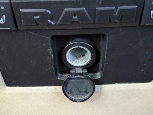 Used 2015 RAM 2500 Longhorn w/ Convenience Group image 14