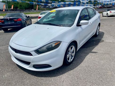 Used 2016 Dodge Dart SXT FWD image 3