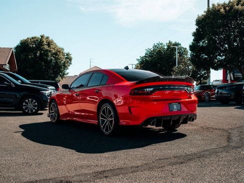 Used 2023 Dodge Charger R/T w/ Technology Group RWD image 5