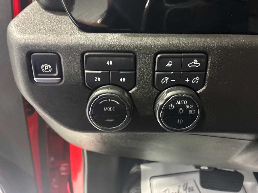 Used 2024 Chevrolet Silverado 3500 LT w/ Convenience Package AWD/4WD image 19