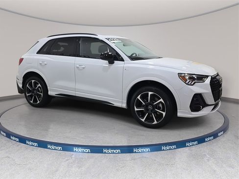 Certified 2025 Audi Q3 2.0T Premium Plus w/ Premium Plus Package image 5