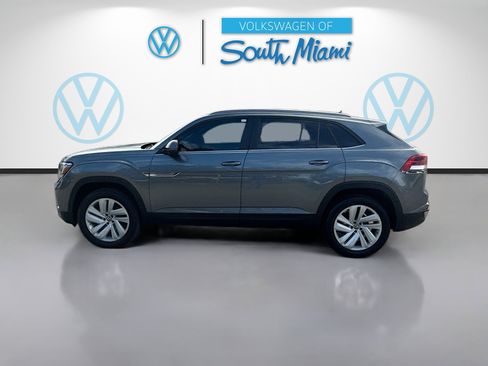 Used 2022 Volkswagen Atlas Cross Sport SE image 4
