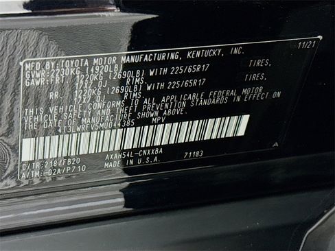Certified 2021 Toyota RAV4 LE image 33