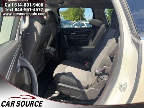 Used 2015 Chevrolet Traverse LT w/ Style and Technology Package FWD image 20