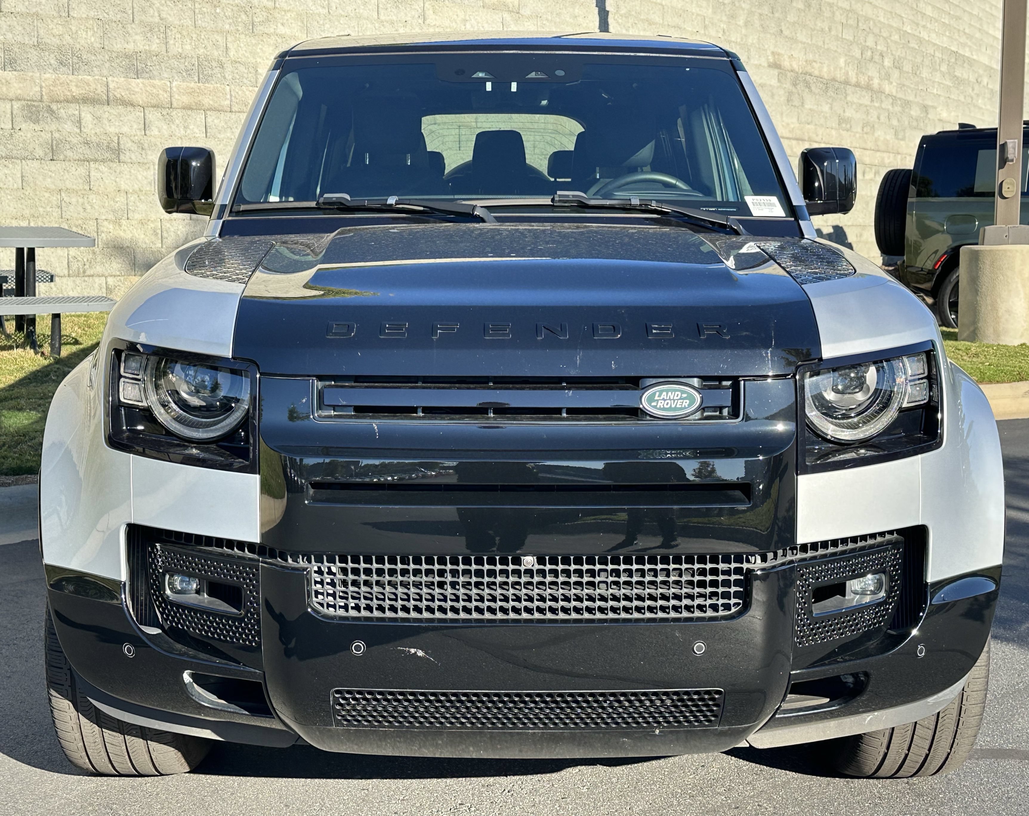 Used 2024 Land Rover Defender 130 X AWD/4WD image 10