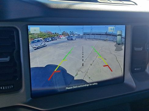 Used 2024 Ford Bronco Outer Banks image 24