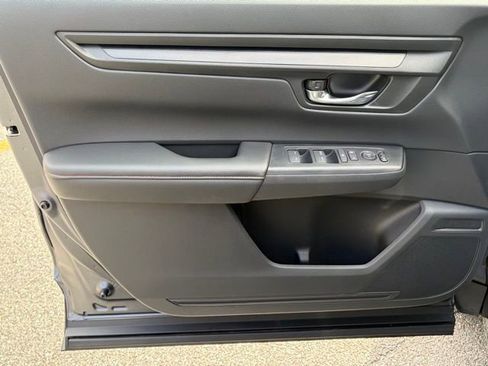 Certified 2025 Honda CR-V Sport image 11