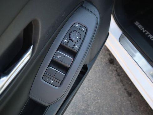 New 2026 Nissan Sentra SV w/ SV Convenience Package image 17