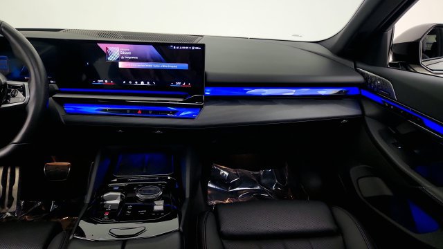 Used 2024 BMW i5 eDrive40i w/ M Sport Package RWD image 53