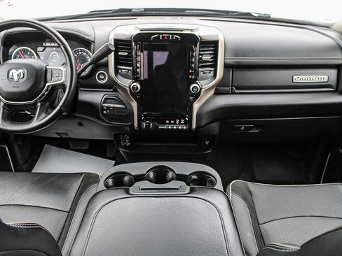 Used 2024 RAM 2500 Laramie AWD/4WD image 11