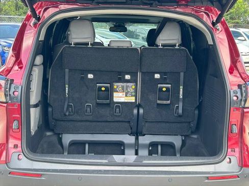 Certified 2026 Toyota Sienna XLE FWD image 15