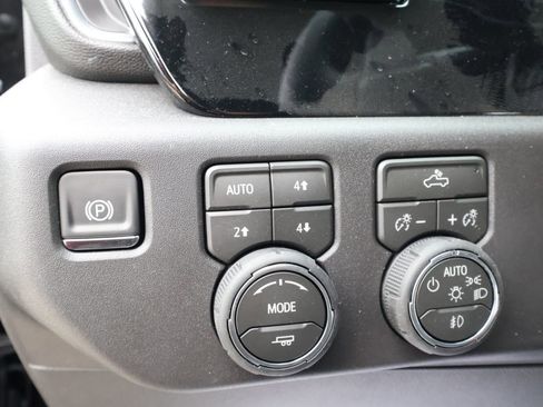 New 2026 Chevrolet Silverado 1500 LT Trail Boss w/ Convenience Package II AWD/4WD image 13