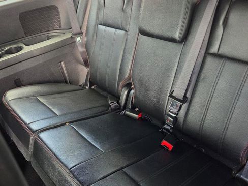 Used 2019 Dodge Grand Caravan GT FWD image 11