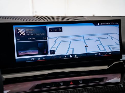 New 2026 BMW 550e xDrive w/ Executive Package image 32