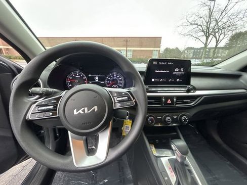 Used 2023 Kia Forte LX FWD image 29