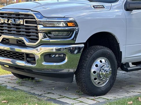 New 2026 RAM 3500 Tradesman w/ Chrome Appearance Group image 7
