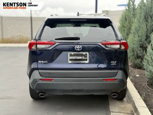 Used 2025 Toyota RAV4 XLE AWD/4WD image 7